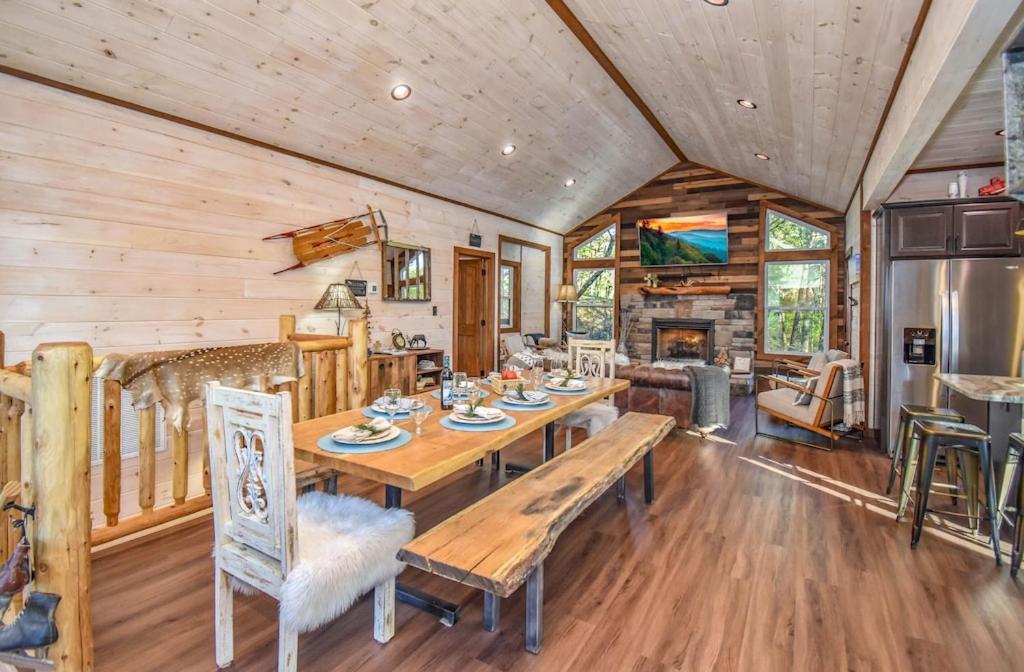Nordic Mountain Modern Lodge - Family Friendly Luxury Cabin In Walden'S Ridge Sevierville Exterior photo